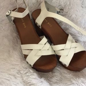 Steve Madden sandles